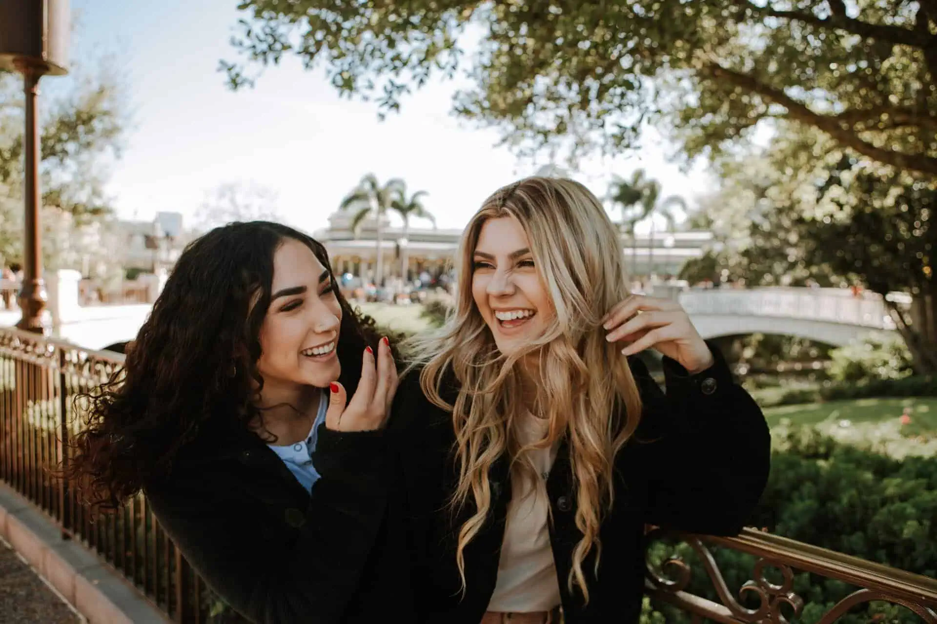 girls happy after lasik eye surgery in little rock Arkansas